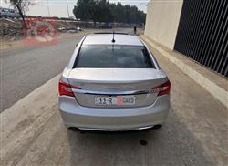 کرایسلەر 200